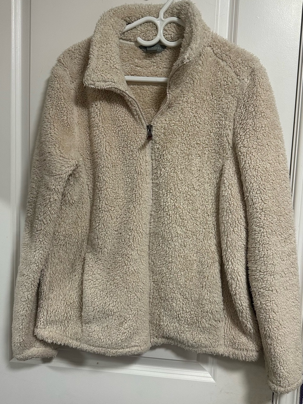 Women's Plush Zip-Up Sherpa Jacket in Cream